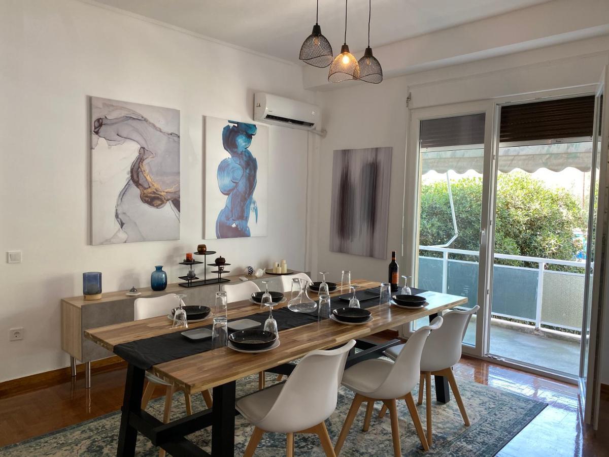 Galaxy Home Spacious & Renovated Apartment เอเธนส์ ภายนอก รูปภาพ